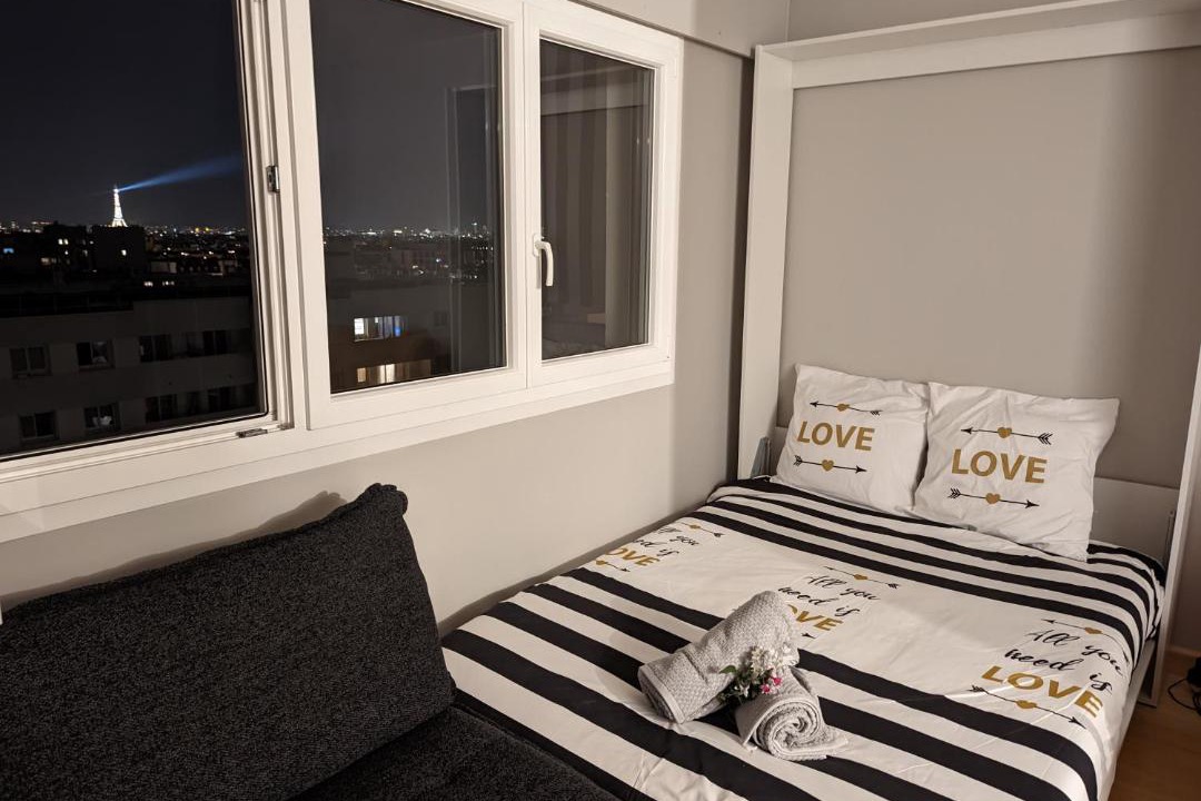 Photo of Bedroom in Quartier de la Folie-Mericourt