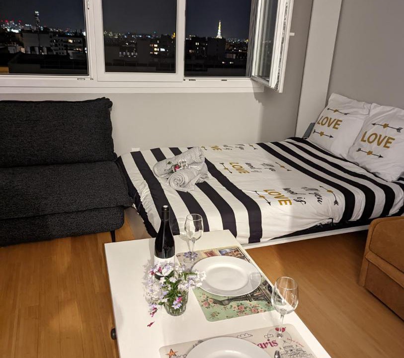 Photo of Bedroom in Quartier de la Folie-Mericourt