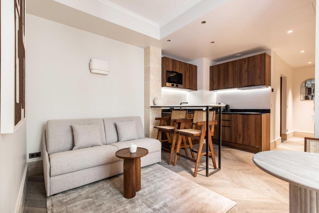 Photo of Livingroom in Quartier de la Place-Vendome