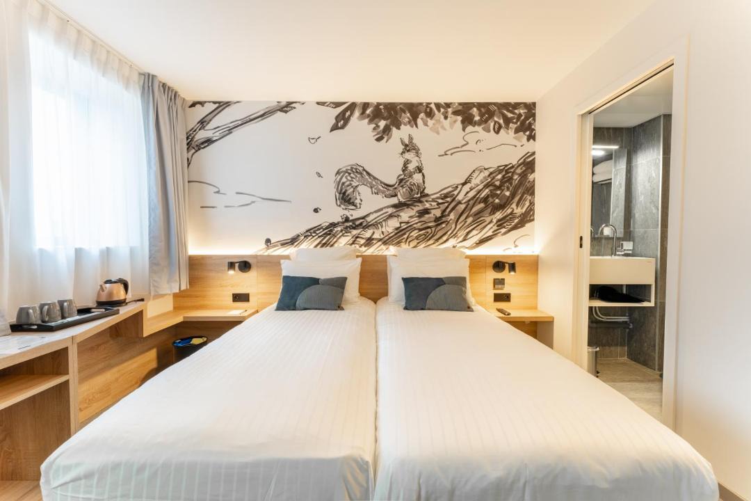 Photo of Bedroom in Combat