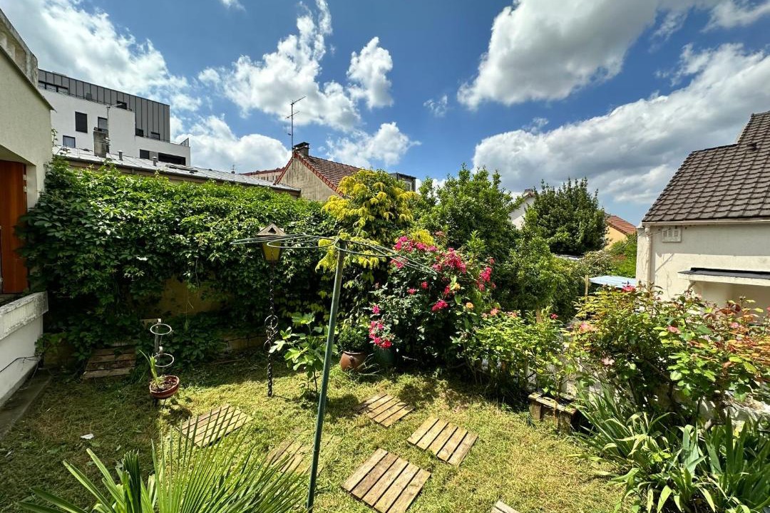 Photo of Others in Fresnes