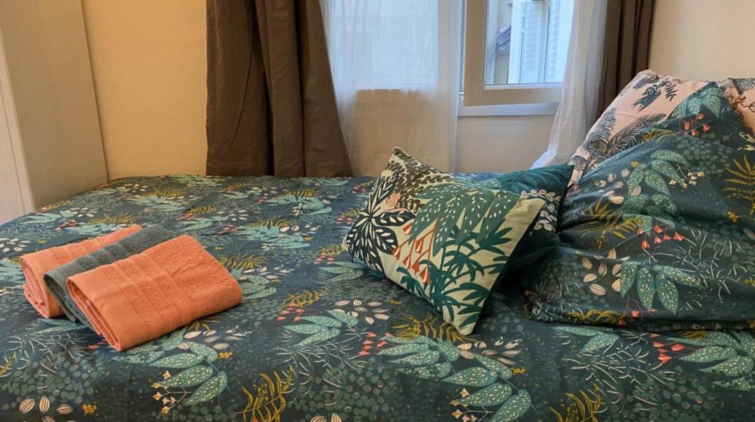 Photo of Bedroom in Clignancourt