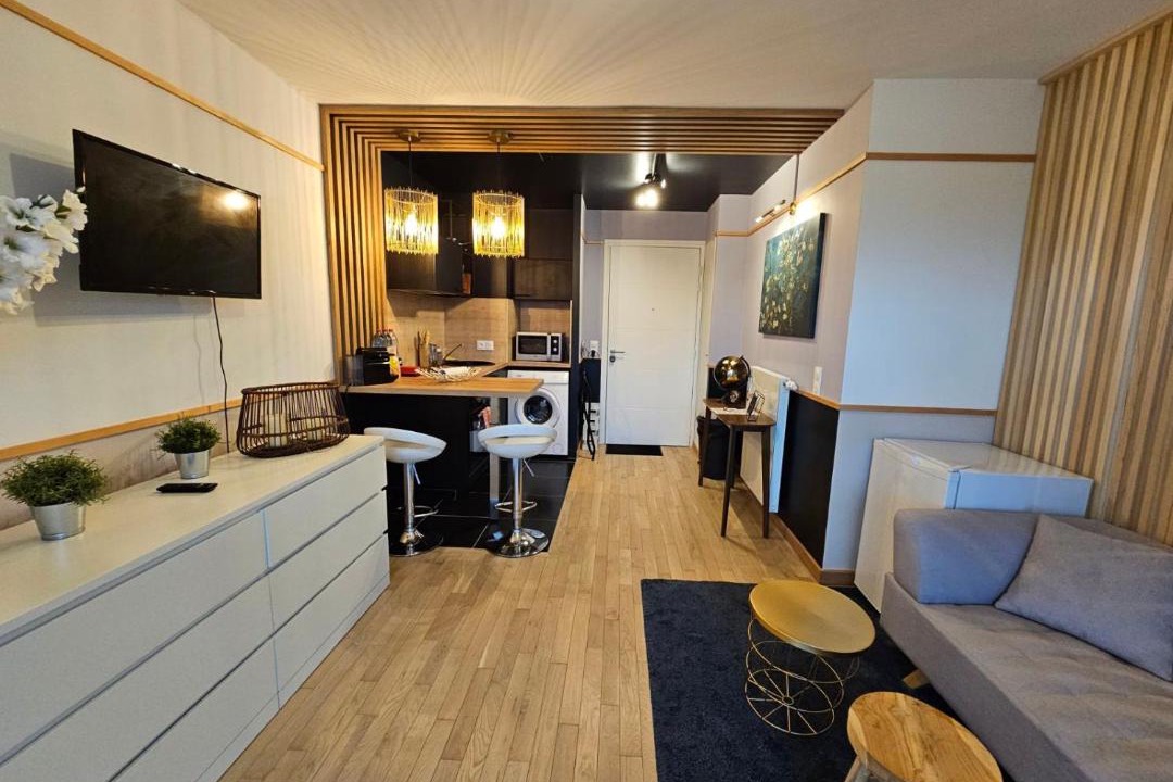 Photo of Livingroom in Les Puces de Saint-Ouen