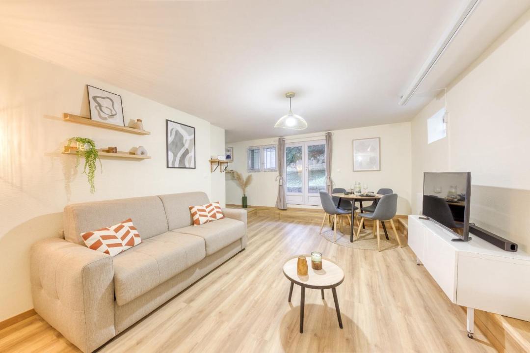 Photo of Livingroom in Les Pavillons-sous-Bois
