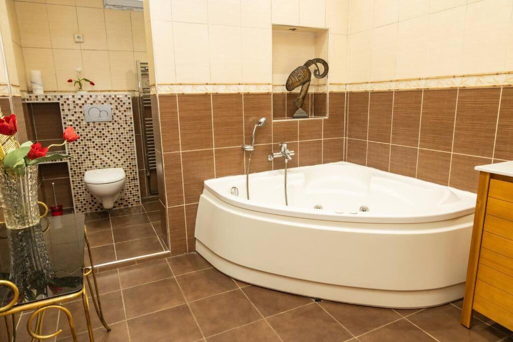 Photo of Bathroom in Noisy-le-Grand
