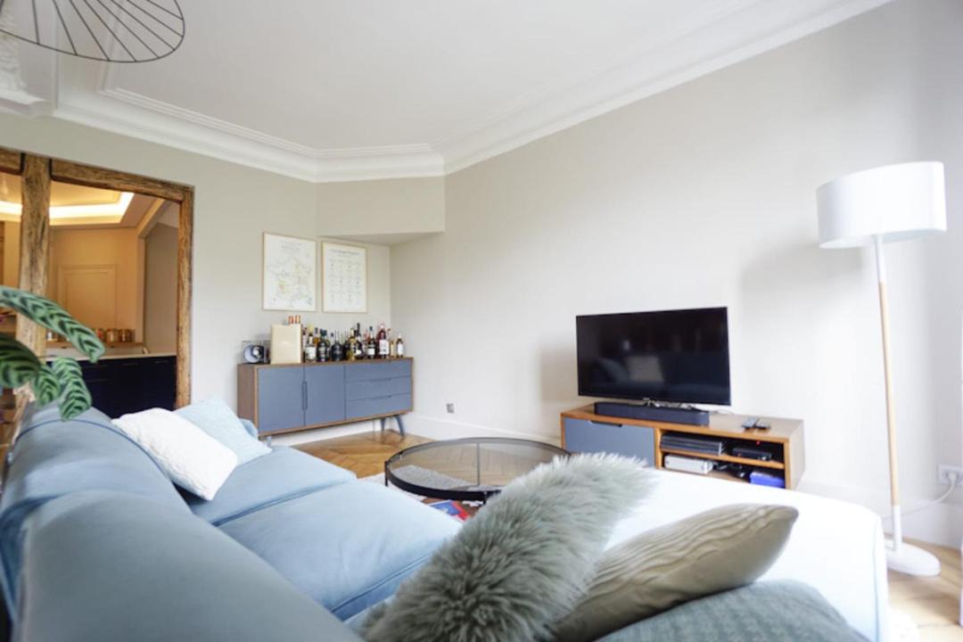 Photo of Livingroom in Quartier de la Folie-Mericourt