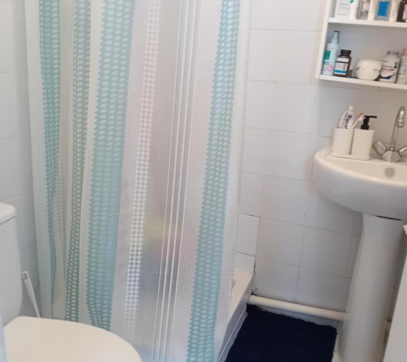 Photo of Bathroom in Quartier de la Folie-Mericourt