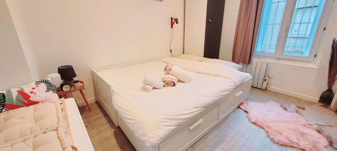 Photo of Bedroom in Les Pavillons-sous-Bois