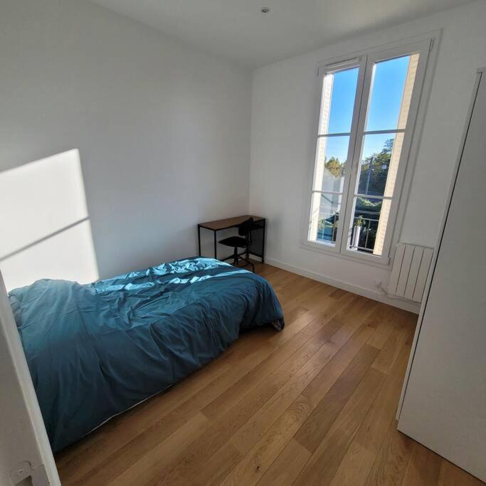 Photo of Bedroom in Epinay-sur-Seine
