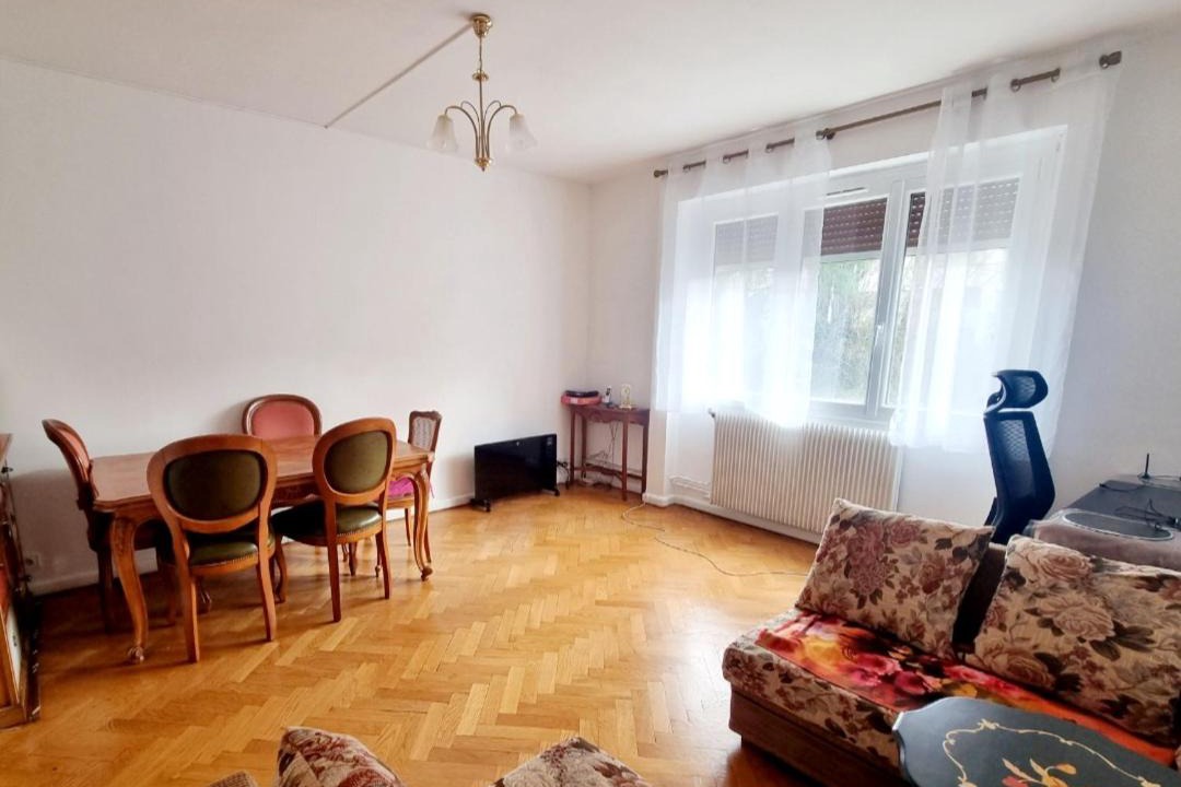 Photo of Livingroom in Sceaux