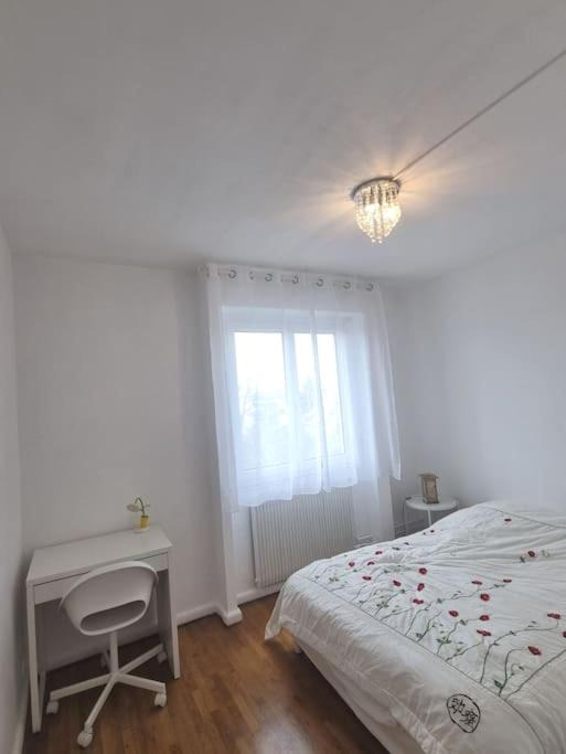 Photo of Bedroom in Sceaux