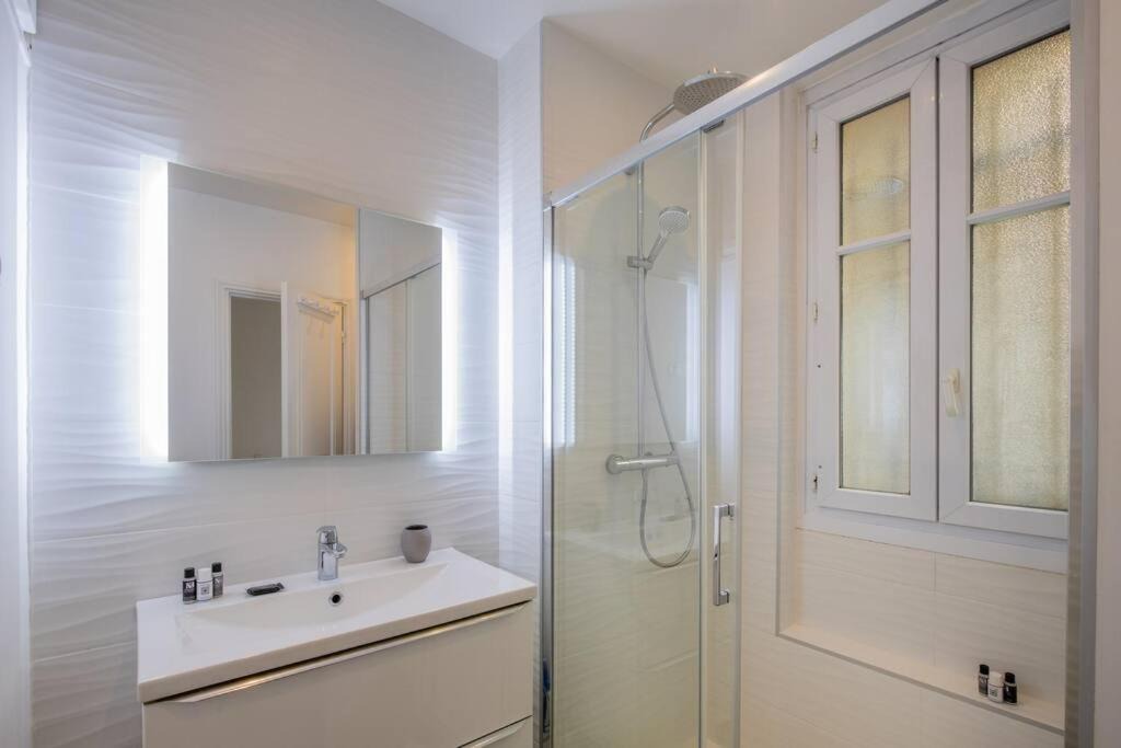 Photo of Bathroom in 12th Arrondissement