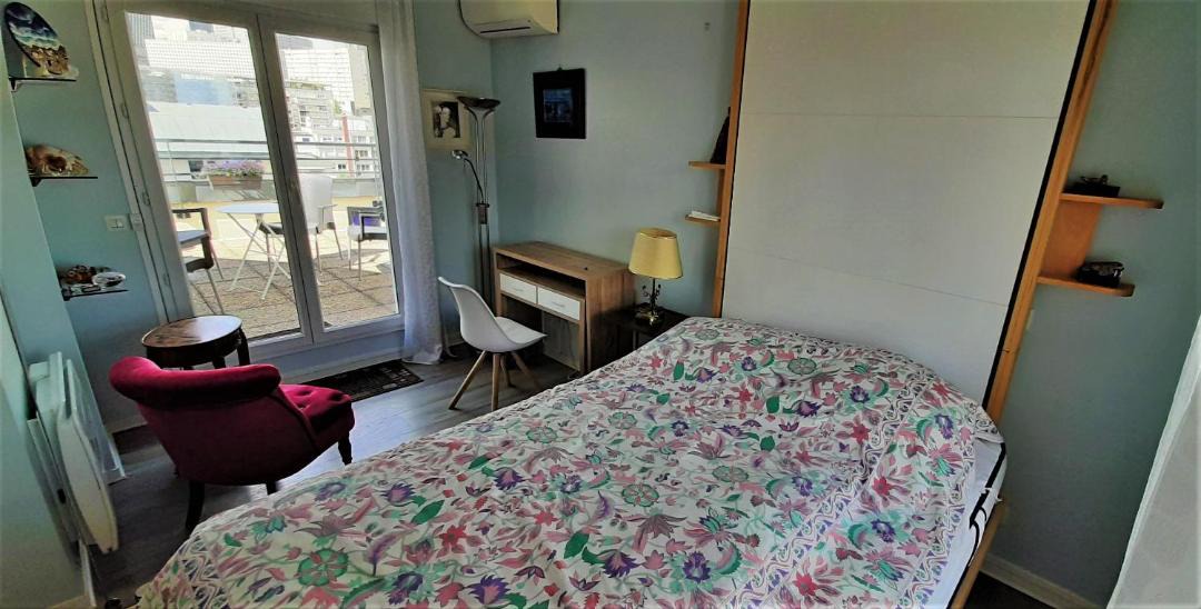 Photo of Bedroom in Puteaux