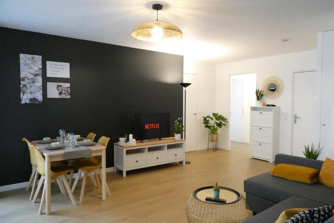 Photo of Livingroom in Clichy