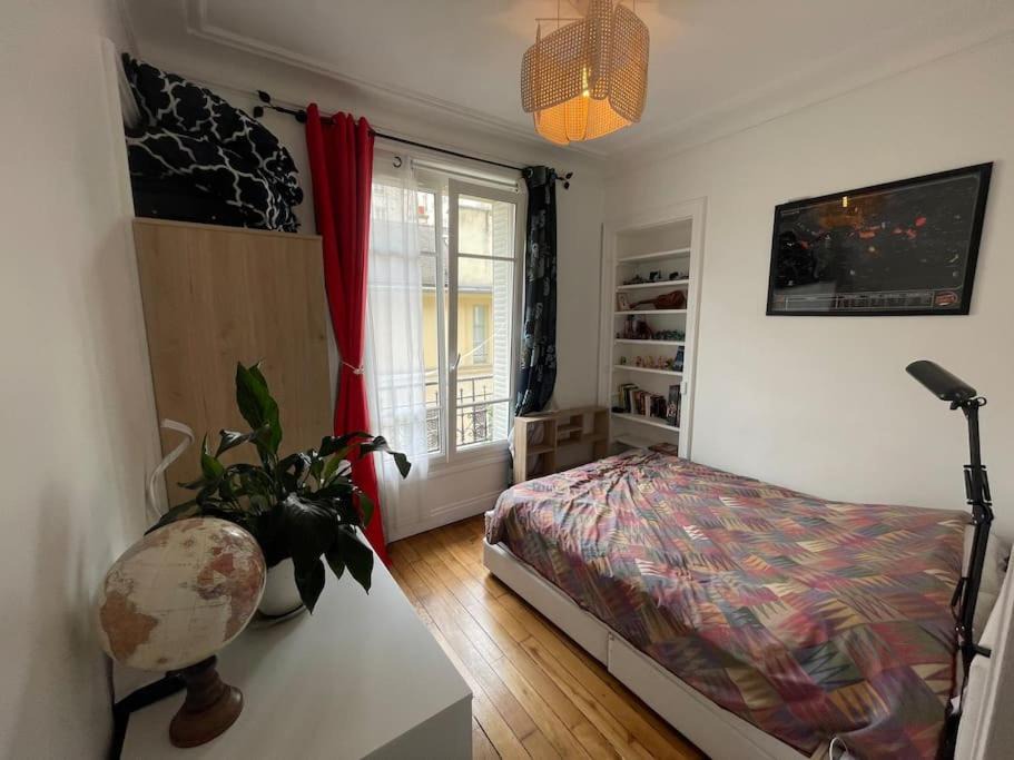 Photo of Bedroom in Archives
