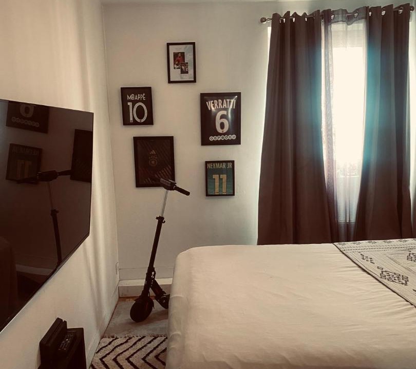 Photo of Bedroom in 16th Arrondissement