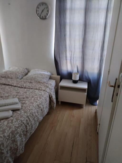 Photo of Bedroom in Parc-de-Montsouris