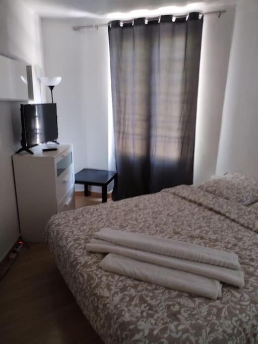 Photo of Bedroom in Parc-de-Montsouris