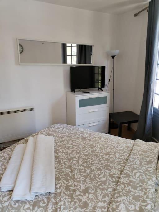 Photo of Bedroom in Parc-de-Montsouris