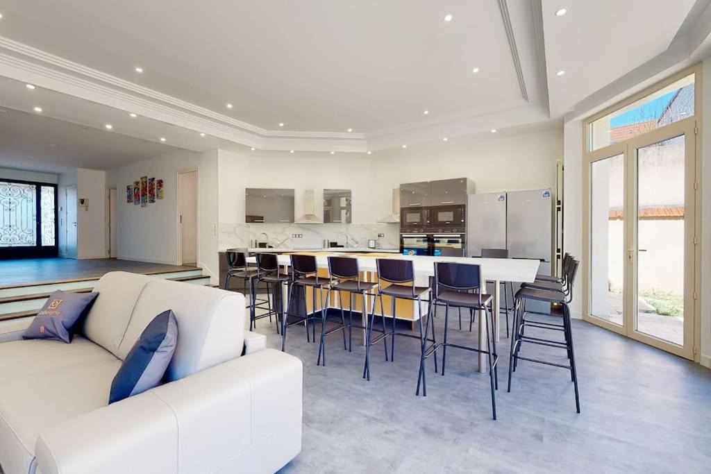 Photo of Livingroom in Buttes-Halage