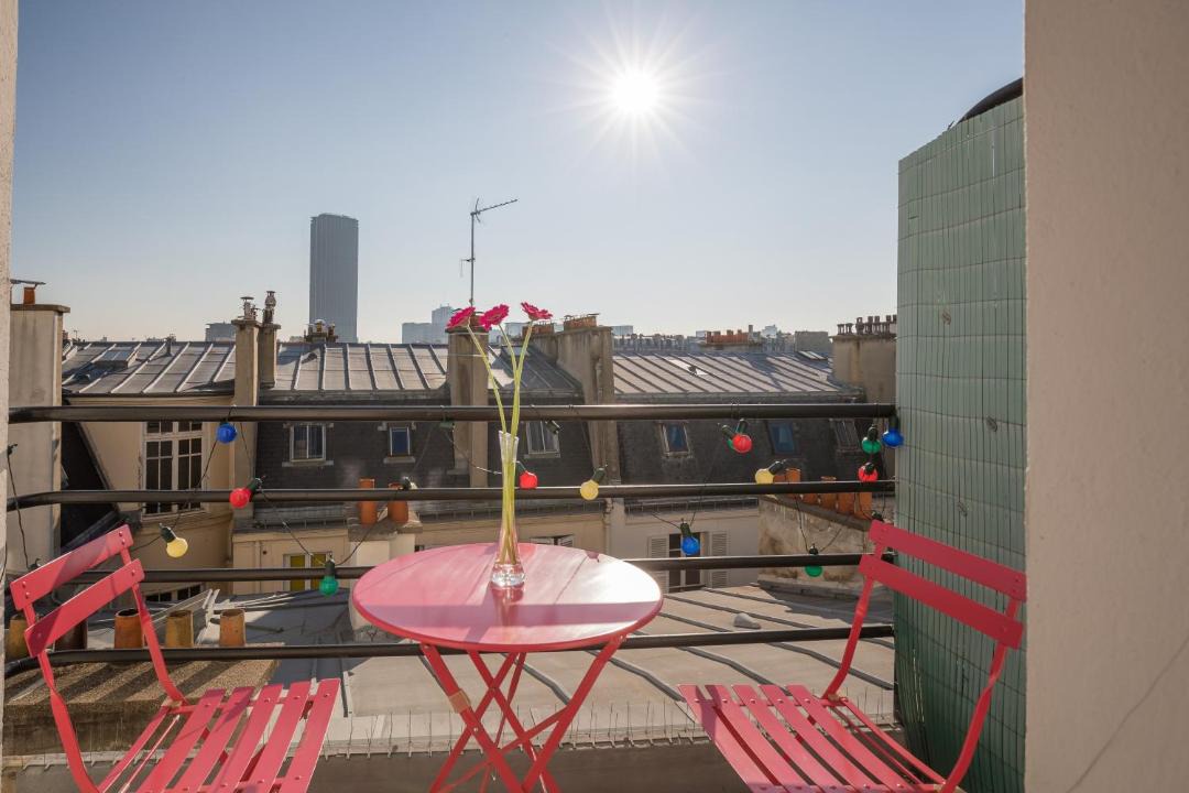 Photo of Patio Balcony in Quartier de l'Ecole-Militaire