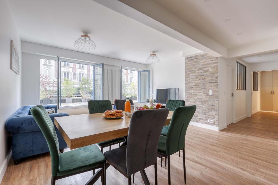 Photo of Livingroom in Grenelle
