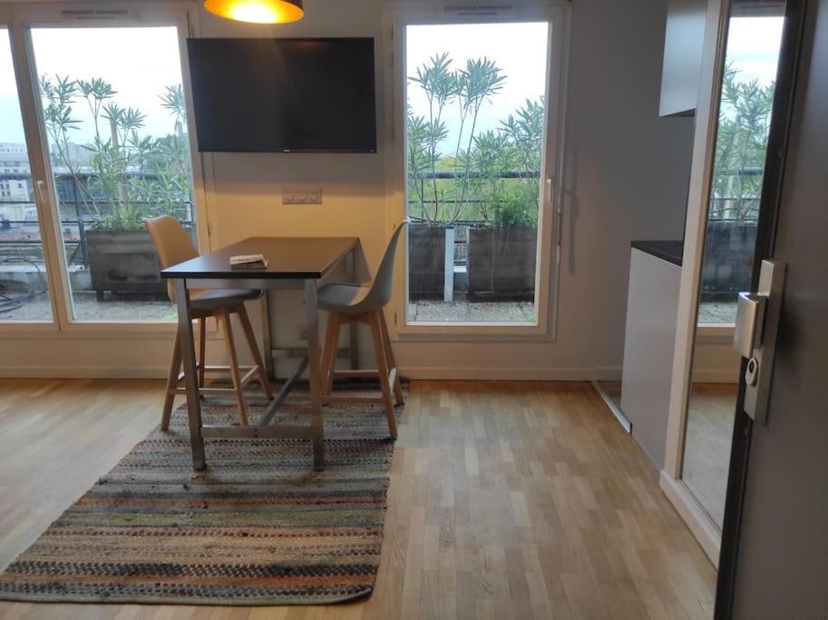 Photo of Livingroom in Issy-les-Moulineaux