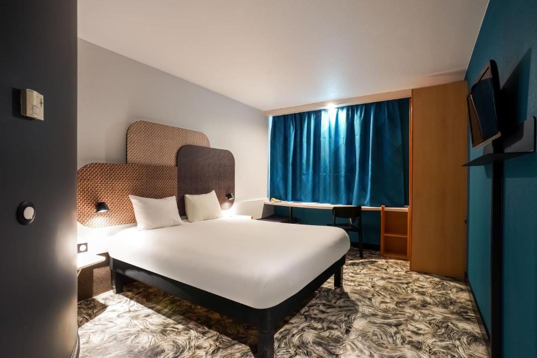Photo of Bedroom in Roissy-en-France