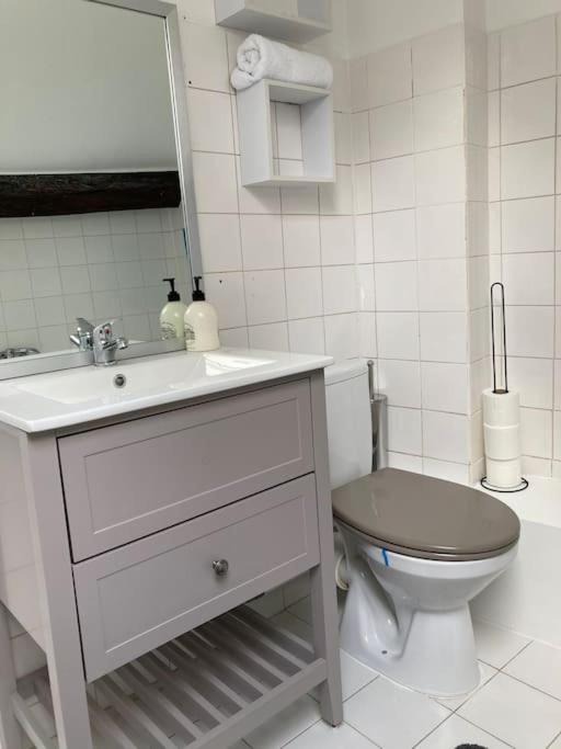 Photo of Bathroom in Parc-de-Montsouris