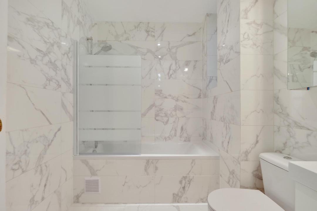 Photo of Bathroom in Chaillot