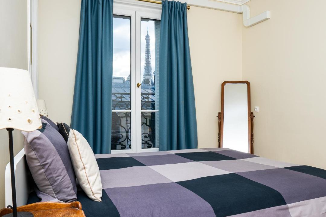 Photo of Bedroom in Chaillot