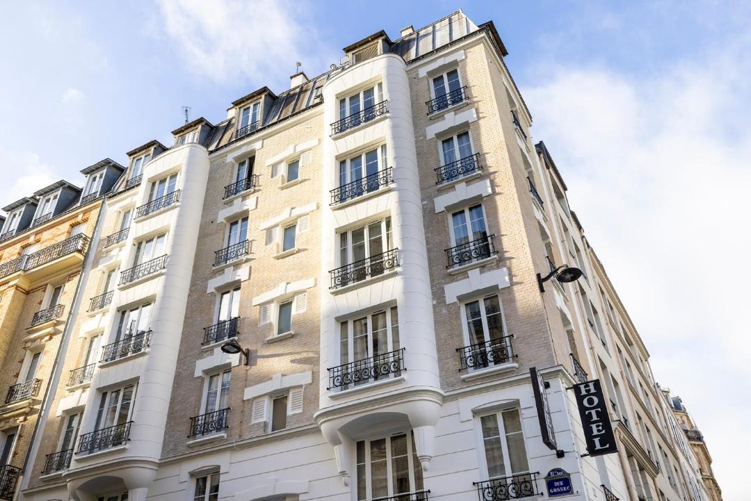 Photo of Others in 12th Arrondissement