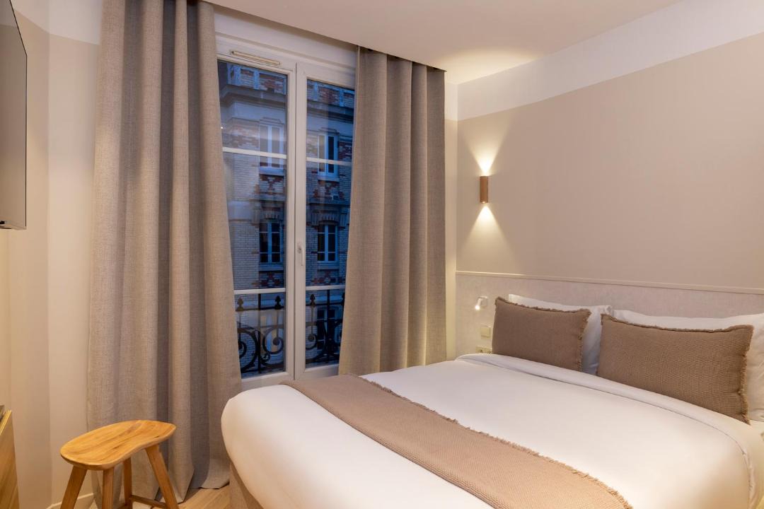 Photo of Bedroom in 12th Arrondissement