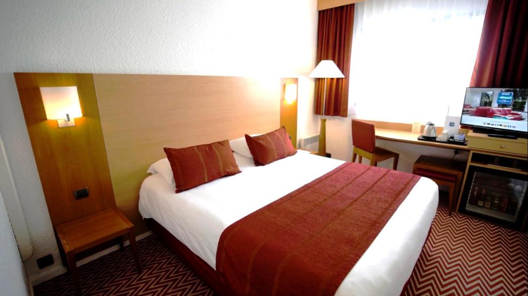 Photo of Bedroom in Meudon-la-Foret