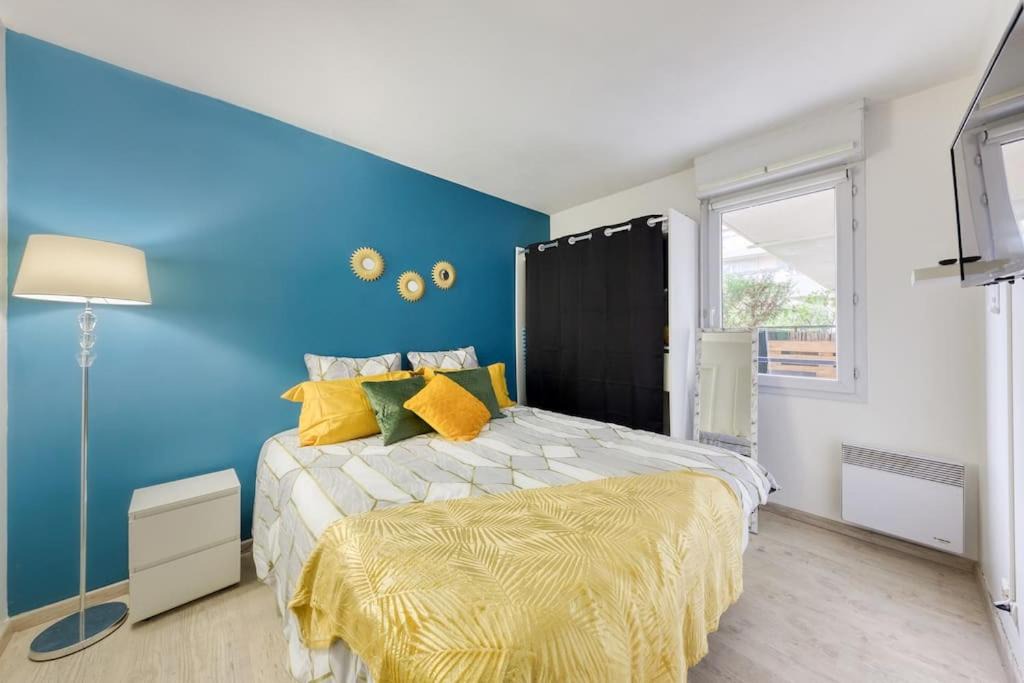 Photo of Bedroom in Noisy-le-Grand
