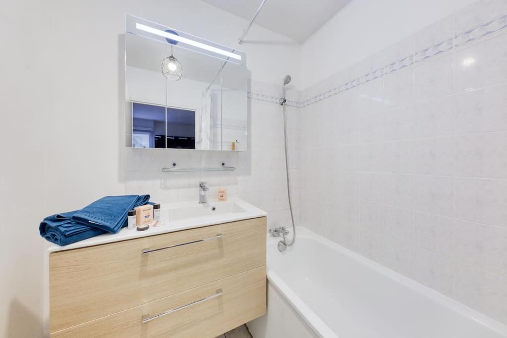 Photo of Bathroom in Noisy-le-Grand