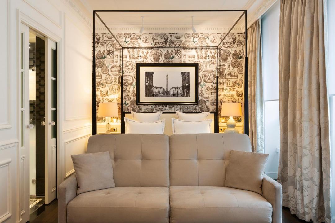 Photo of Livingroom in Chaillot