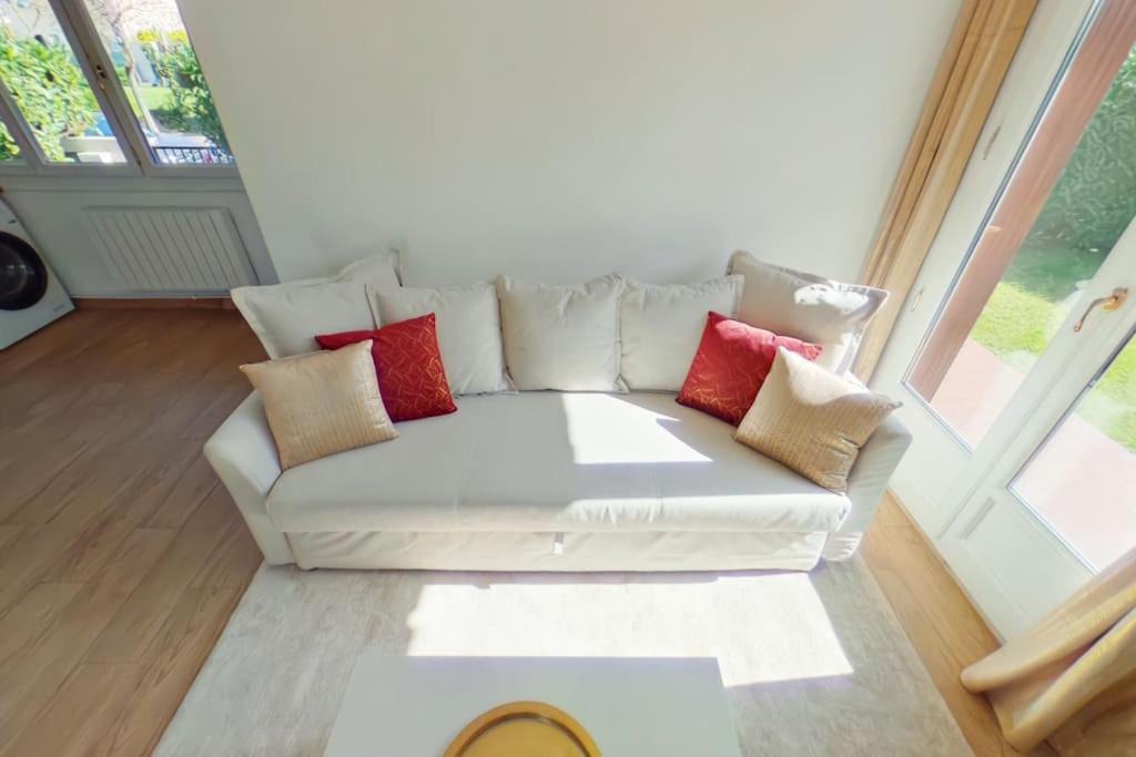 Photo of Livingroom in Livry-Gargan