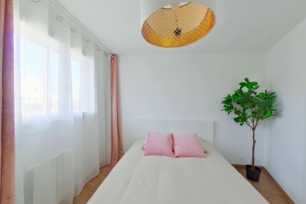 Photo of Bedroom in Livry-Gargan