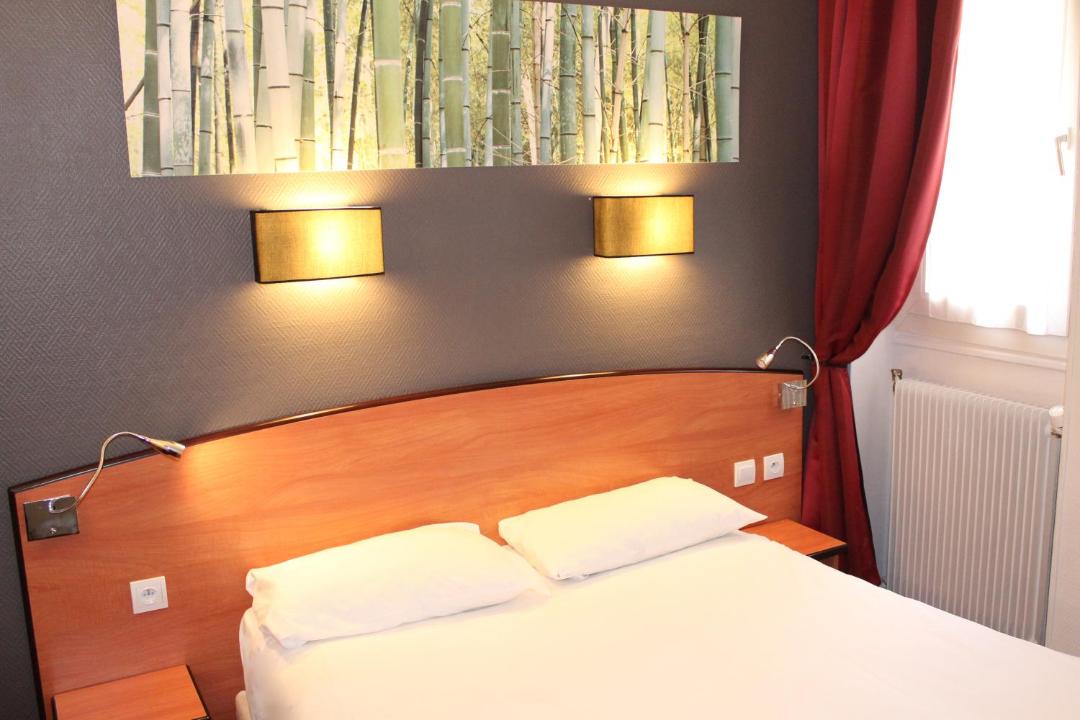 Photo of Bedroom in Quartier de la Salpetriere