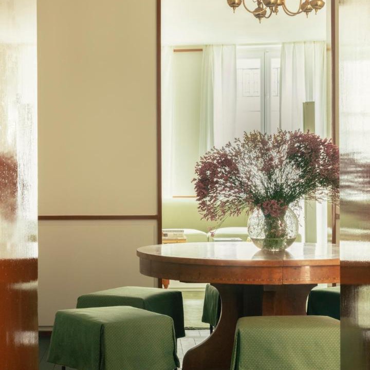 Photo of Livingroom in Quartier de la Place-Vendome