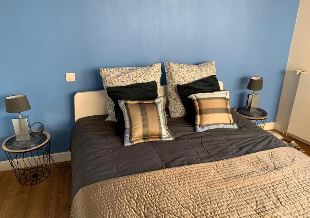 Photo of Bedroom in Levallois-Perret