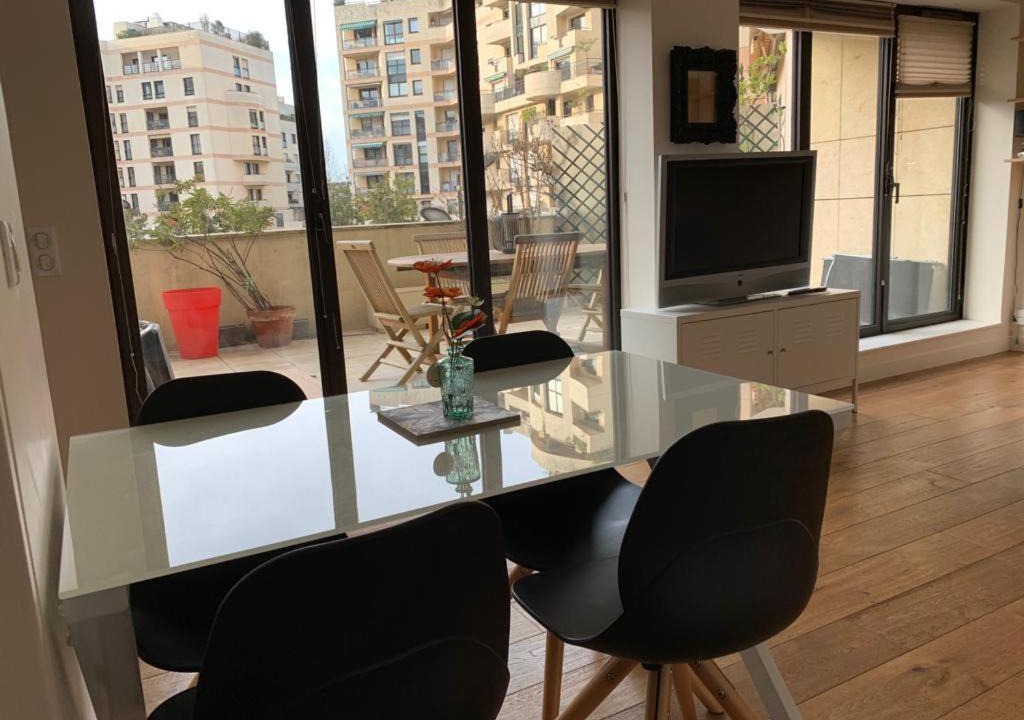 Photo of Others in Levallois-Perret