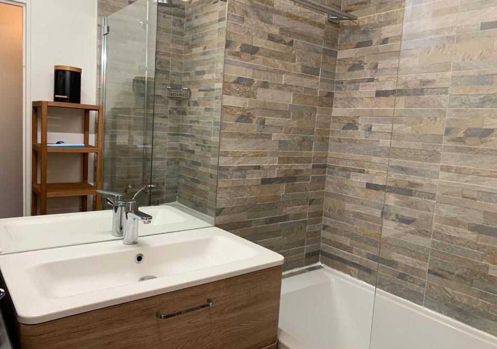 Photo of Bathroom in Levallois-Perret