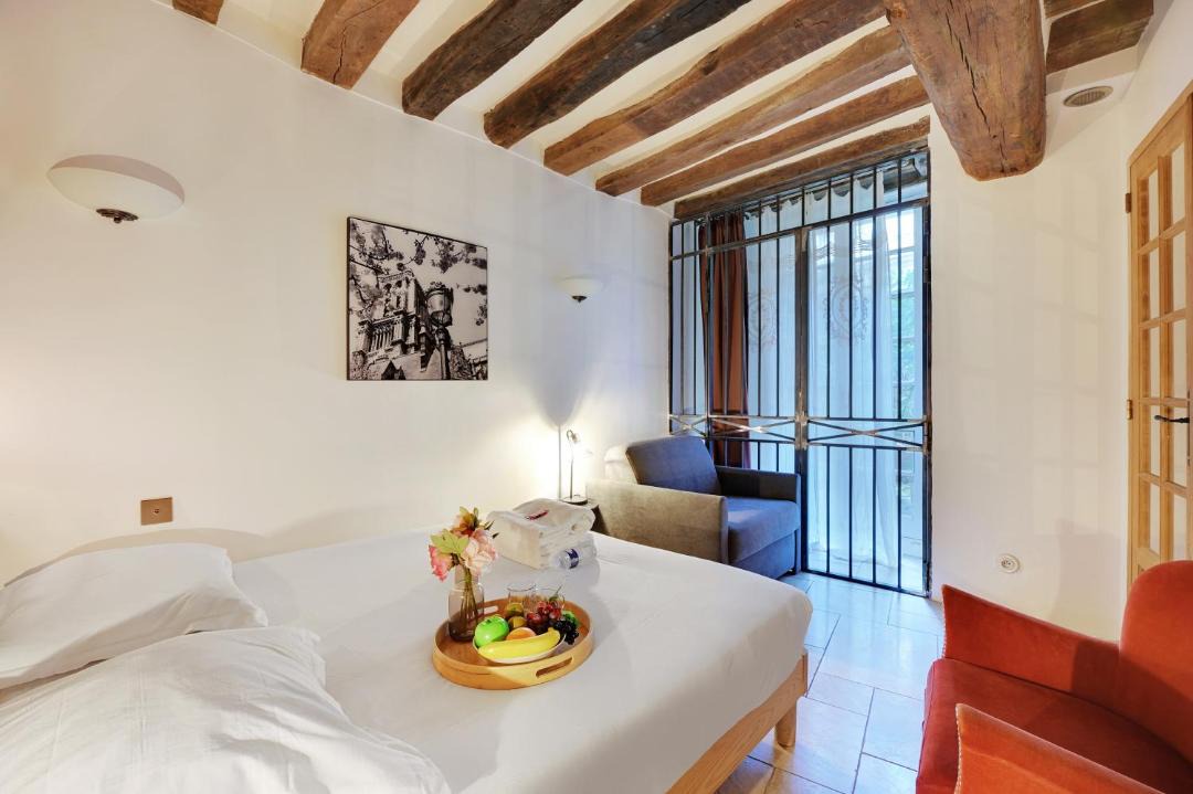 Photo of Bedroom in Latin