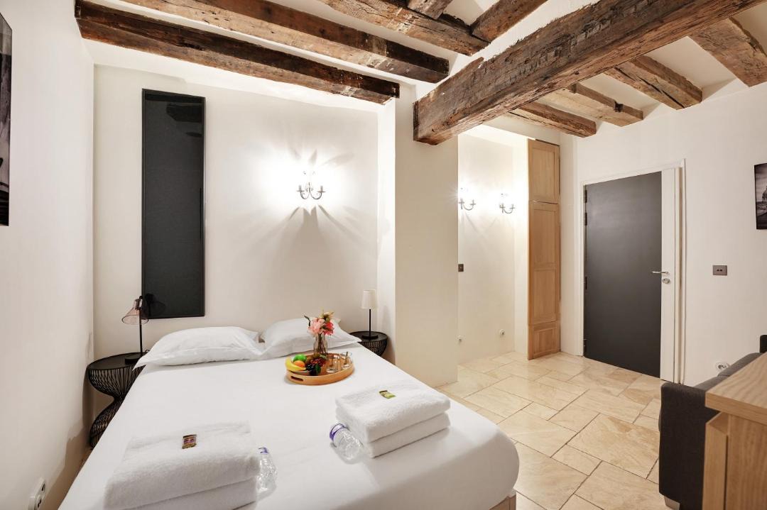 Photo of Bedroom in Latin