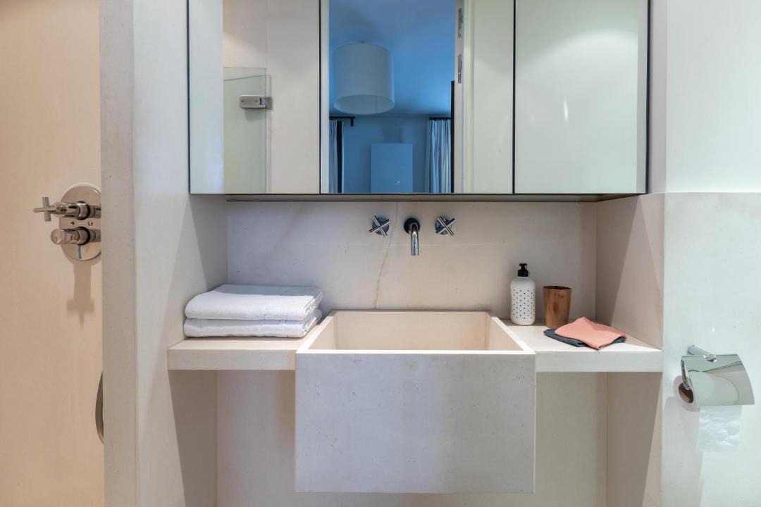 Photo of Bathroom in Notre-Dame-des-Champs