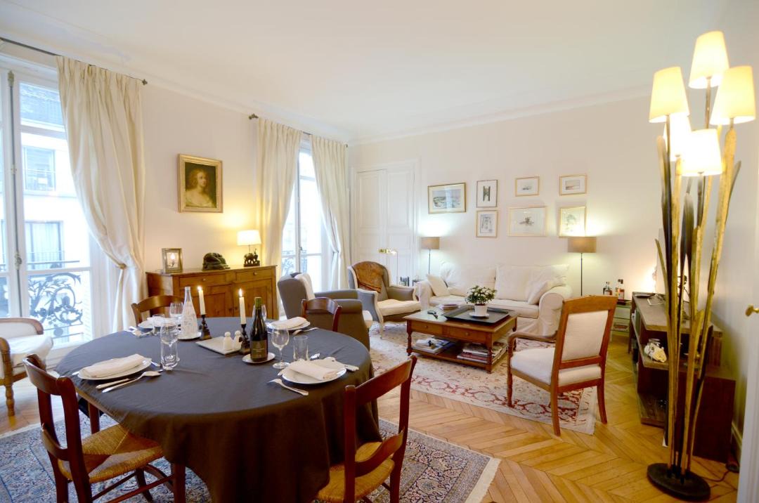 Photo of Livingroom in Chaillot