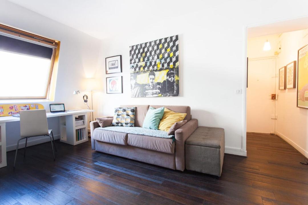 Photo of Livingroom in 9th Arrondissement