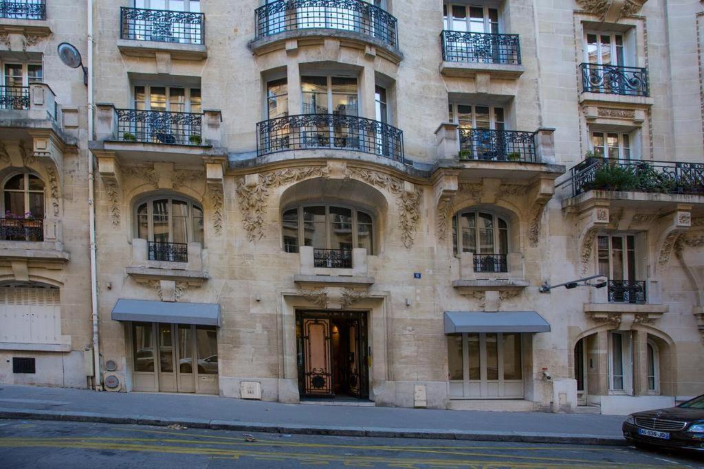 Photo of Buildings in Passy